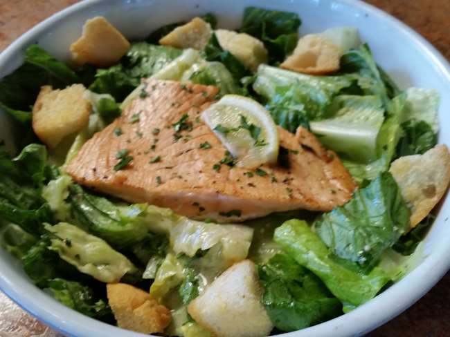 SALMON CAESAR